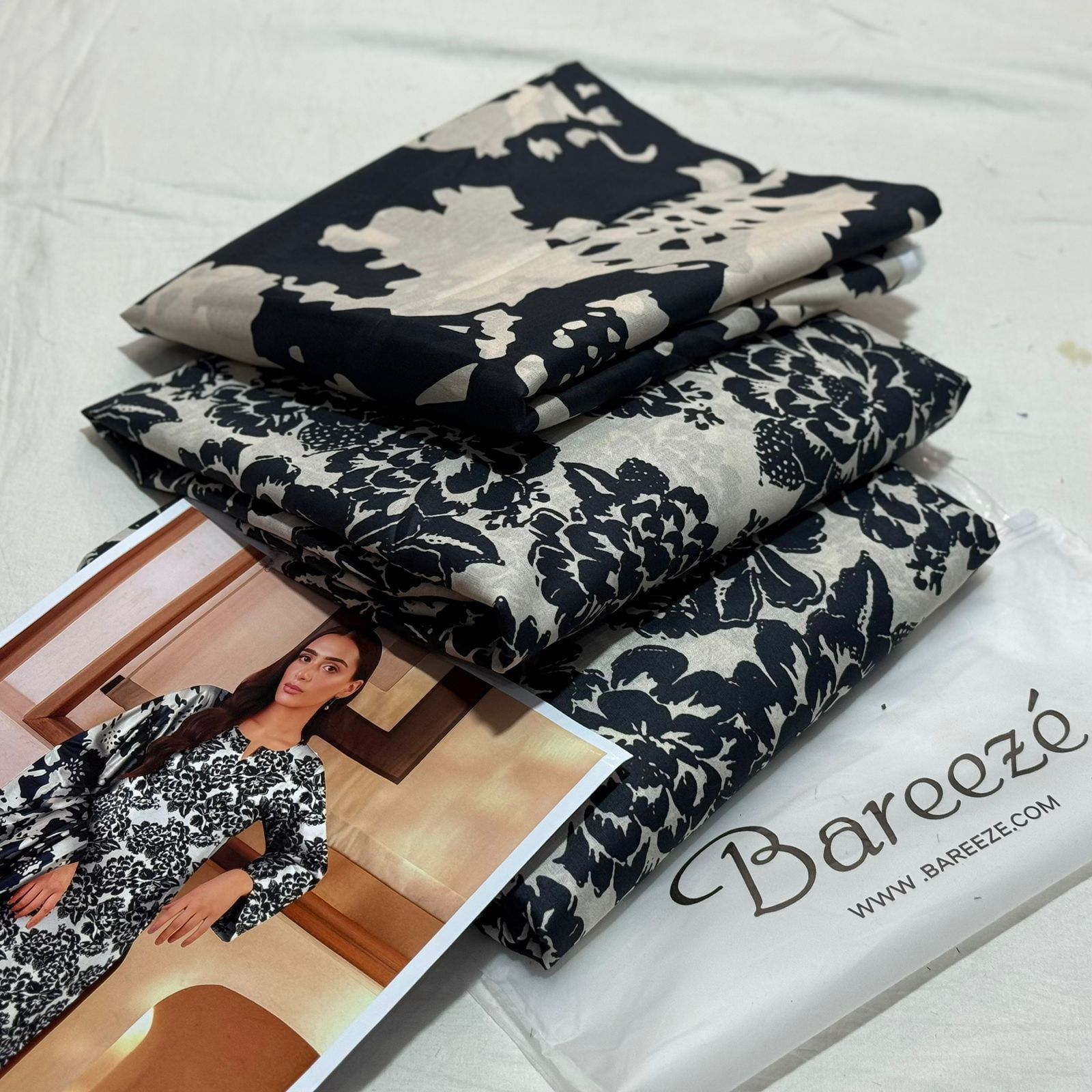 BAREEZE |3| PCS LAWN UNSTITCH