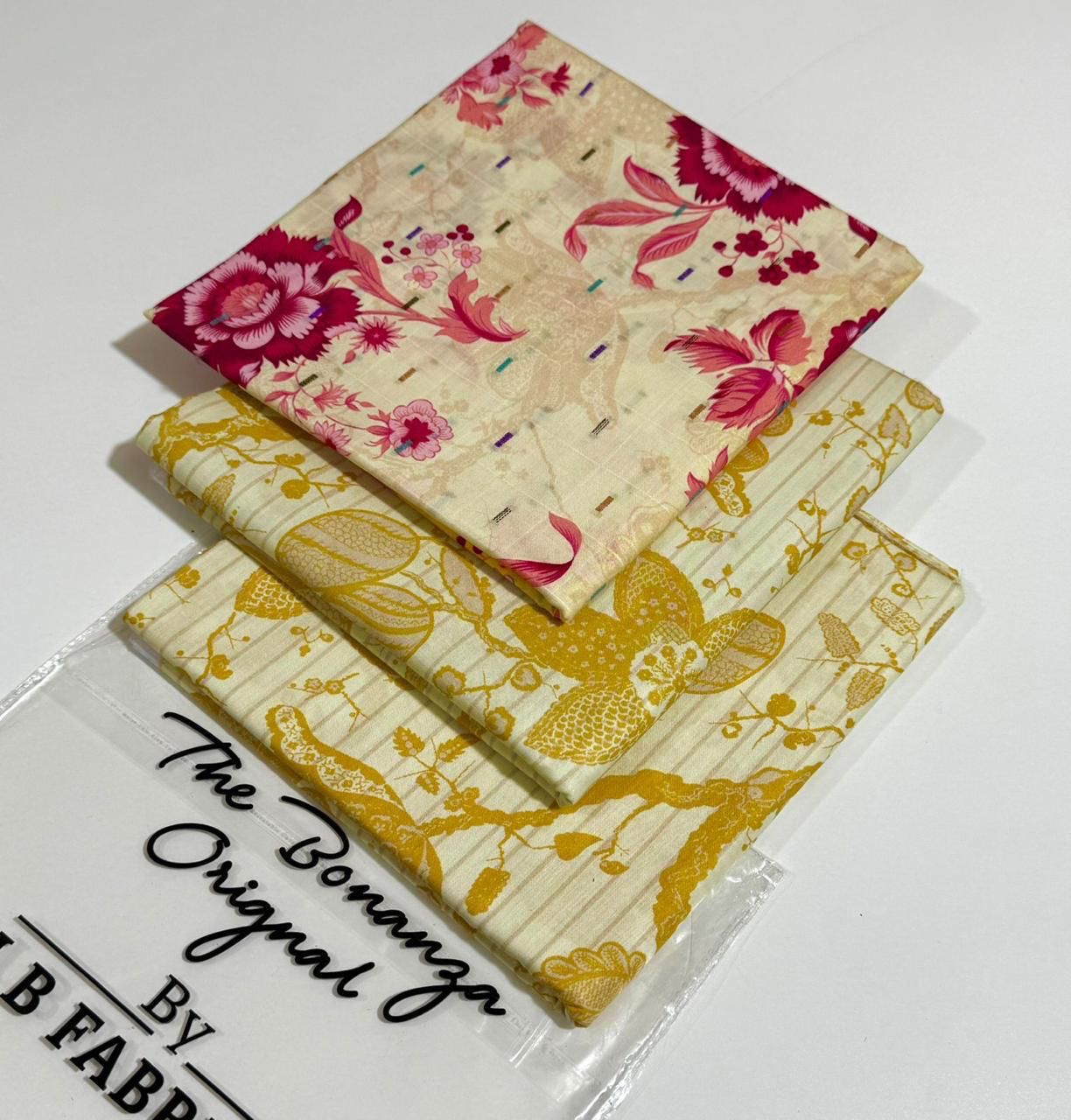 IB PRINTED LAWN |3| PCS UNSTITCHED