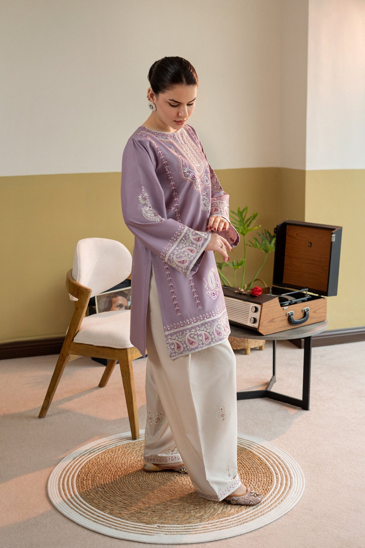MB 2825-2 Piece - Unstitched Embroidered Lawn Fabric