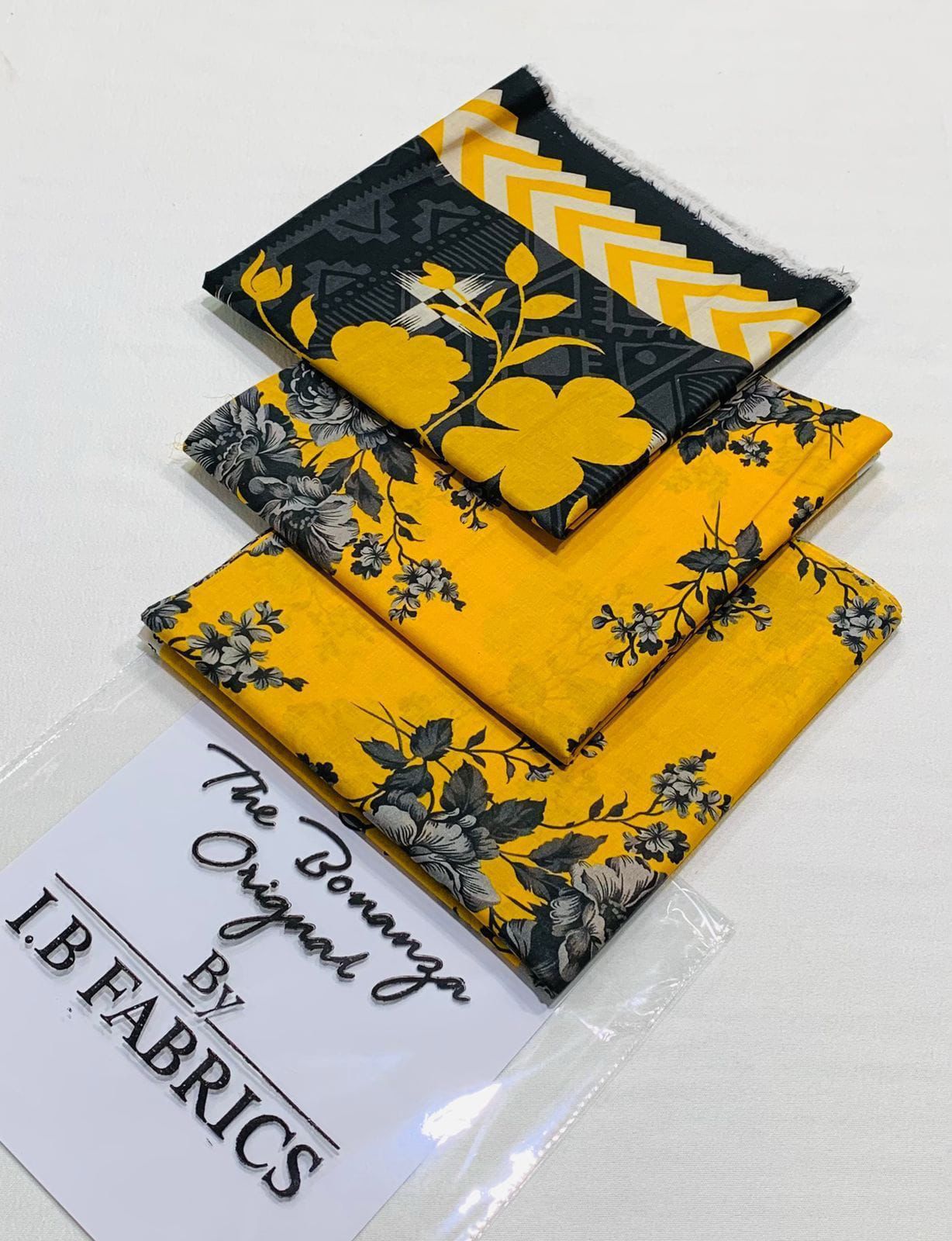 IB PRINTED LAWN |3| PCS UNSTITCHED