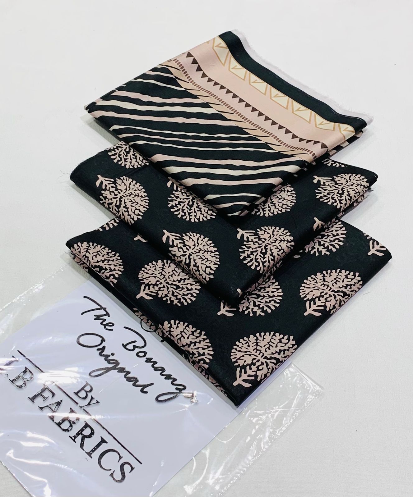 IB PRINTED LAWN |3| PCS UNSTITCHED