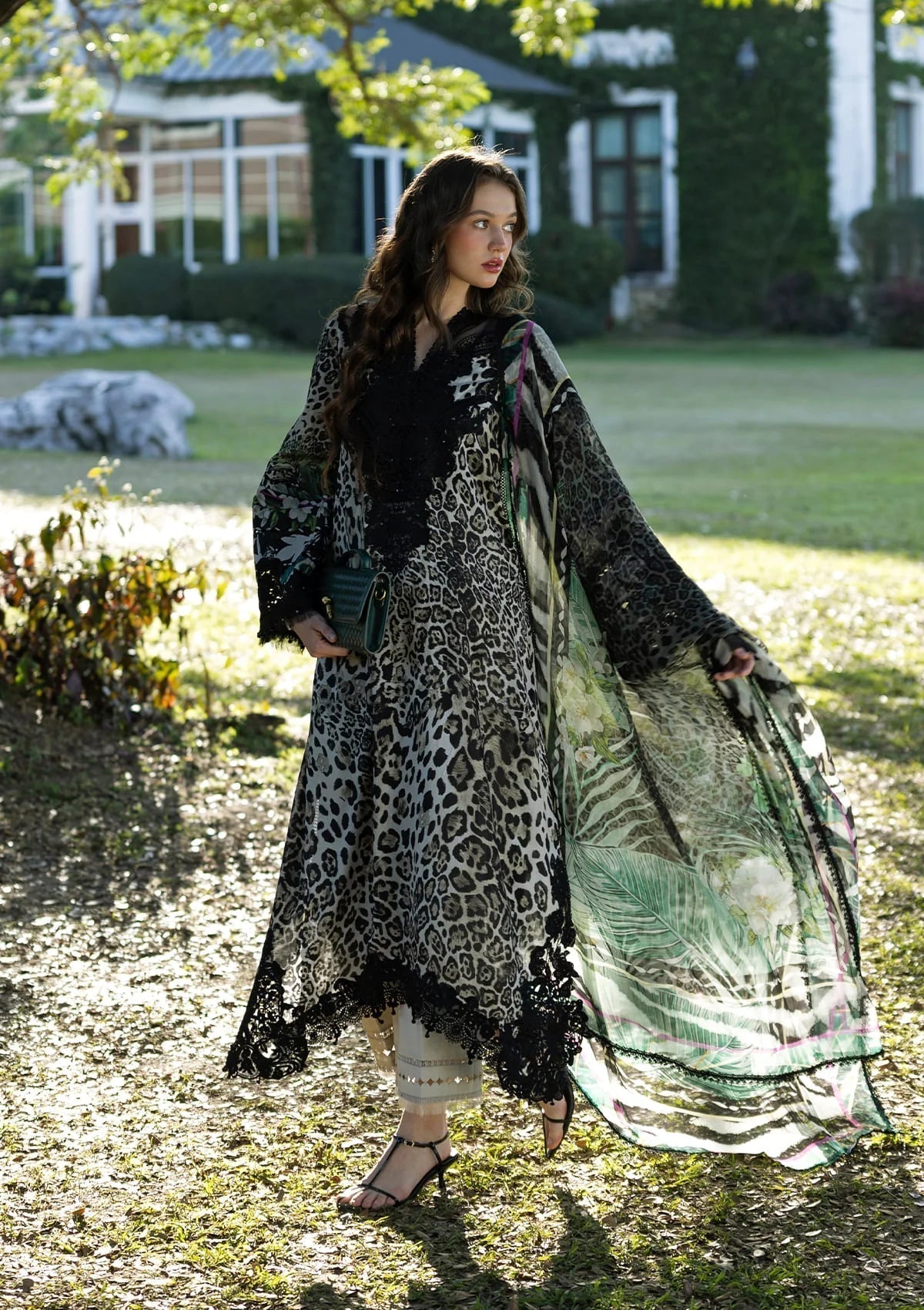 EL 204-3 Piece - Unstitched Printed Lawn Fabric